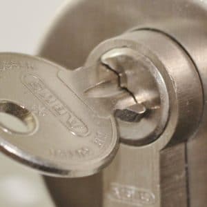 Serruriers : comment s&rsquo;équiper à prix malin ?