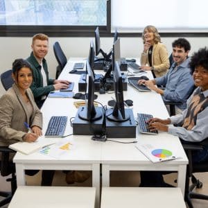 Connexion Internet entreprise : choisir selon la taille et les enjeux de l’entreprise
